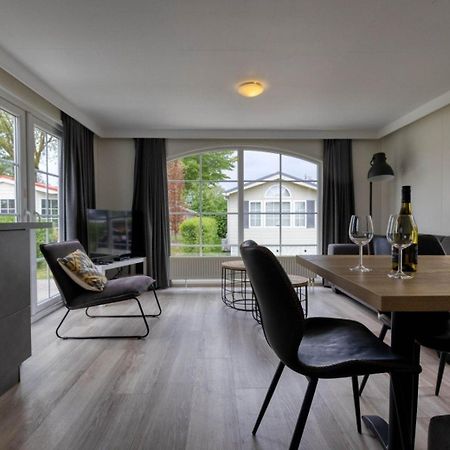 Recreatiepark Jachthaven De Veerstal Lathum - Luxe Chalet Eksteriør bilde