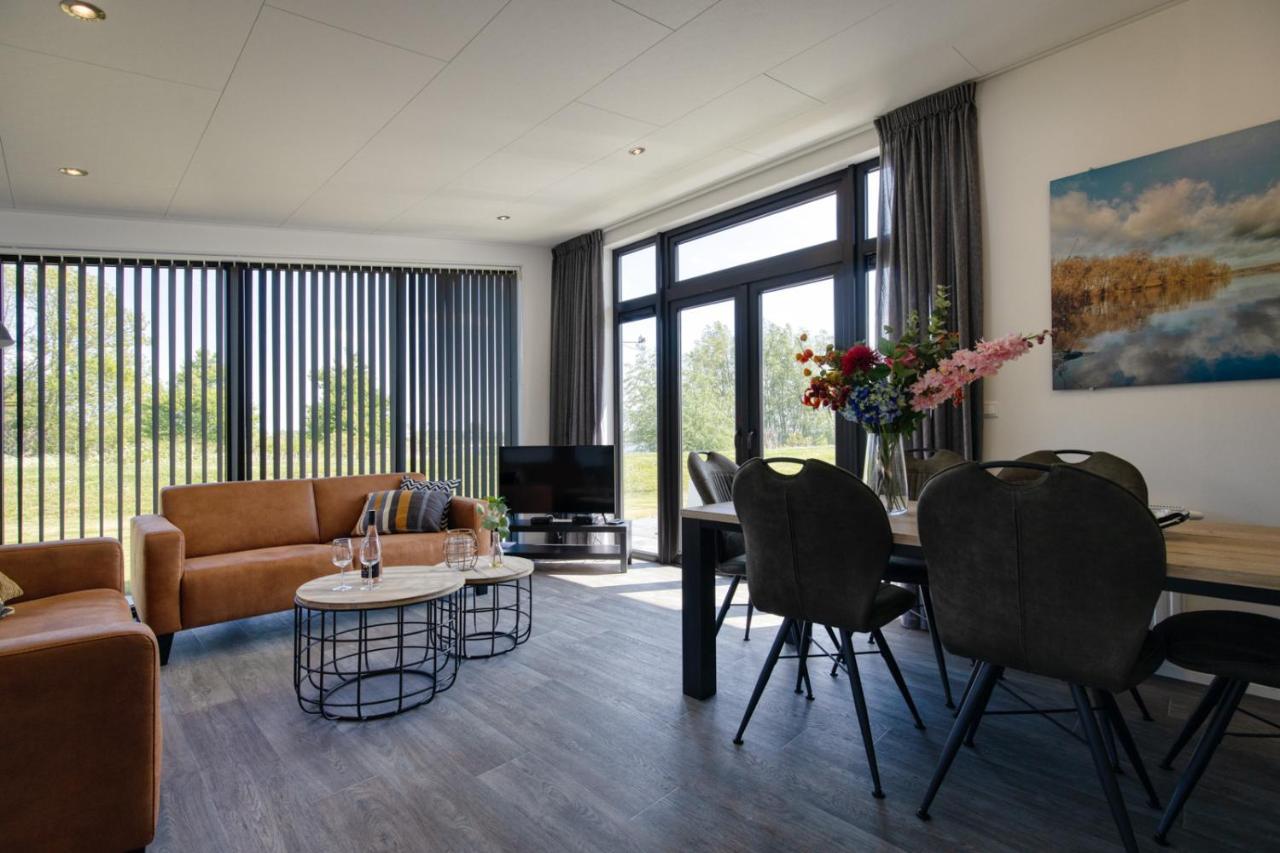 Recreatiepark Jachthaven De Veerstal Lathum - Luxe Chalet Eksteriør bilde